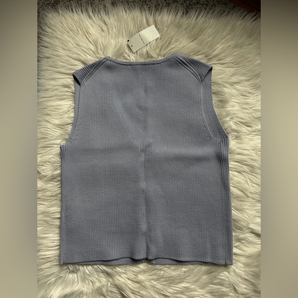 Abercrombie & Fitch tie front sweater vest - Picture 8 of 8